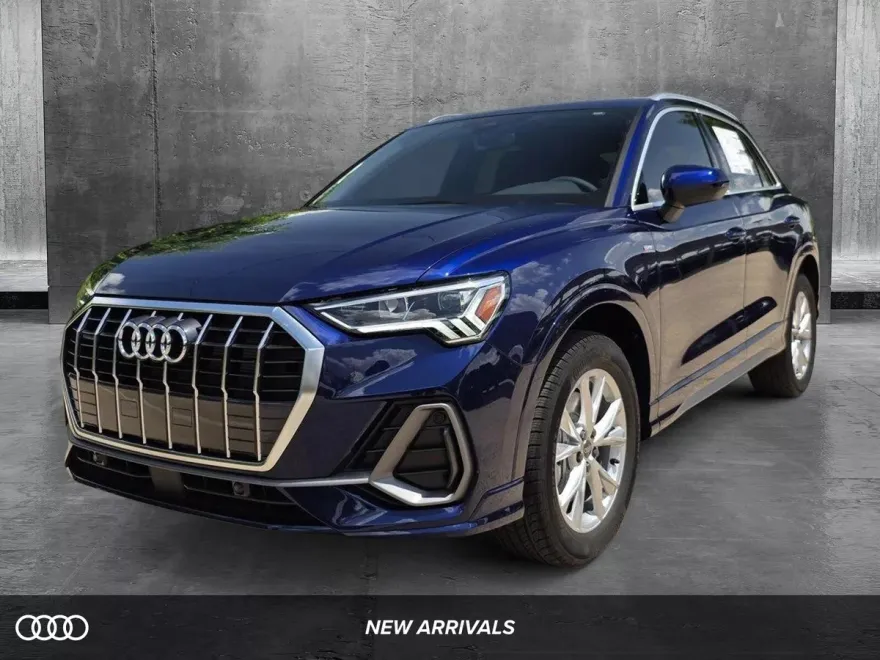 2025 Audi Q3 45 TFSI S line Premium photo 1
