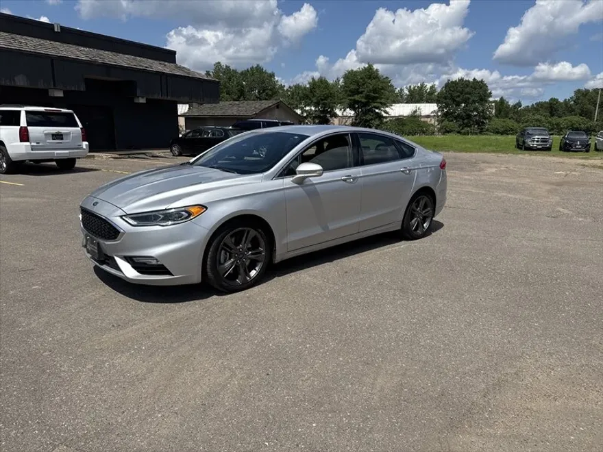 2017 Ford Fusion V6 Sport photo 1