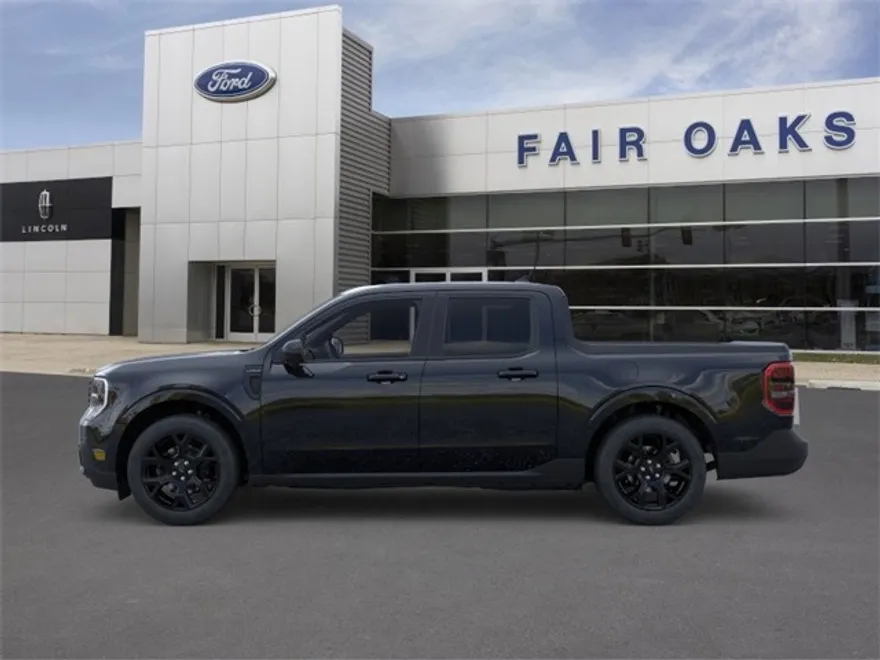 2025 Ford Maverick Lariat photo 1