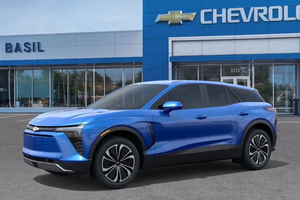 2025 Chevrolet Blazer EV photo 1