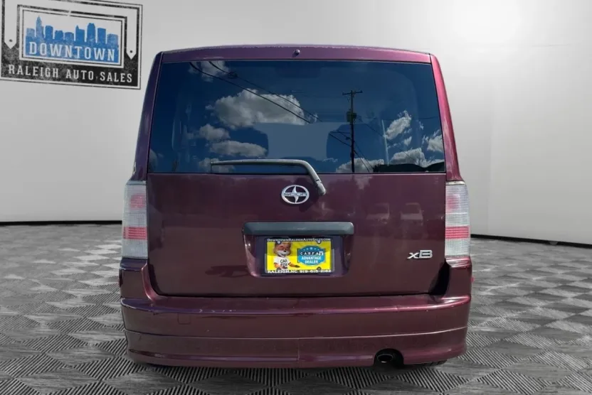 2004 Scion xB photo 1