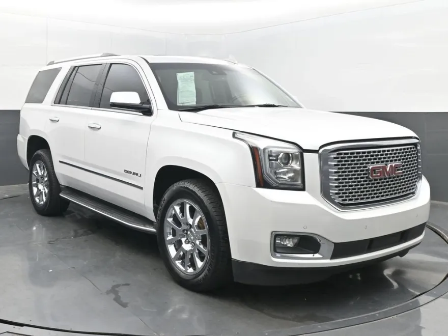 2017 Gmc Yukon Denali photo 1