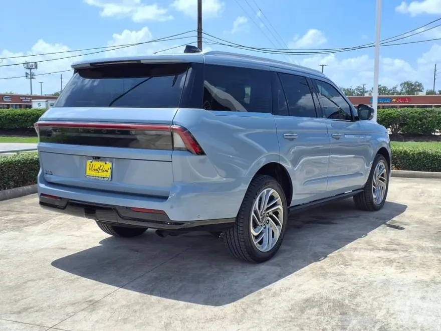 2025 Lincoln Navigator Reserve photo 1
