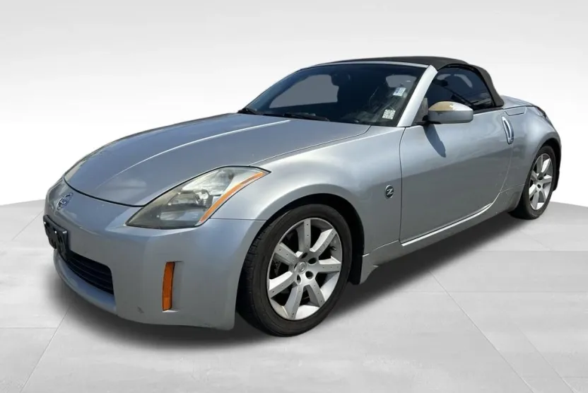 2004 Nissan 350Z Touring photo 1