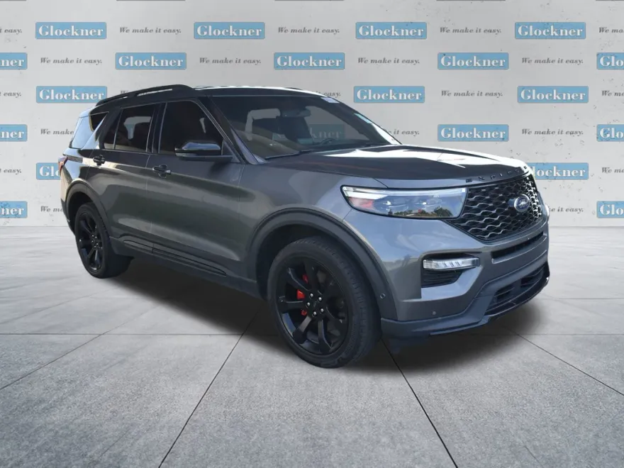 2023 Ford Explorer ST photo 1