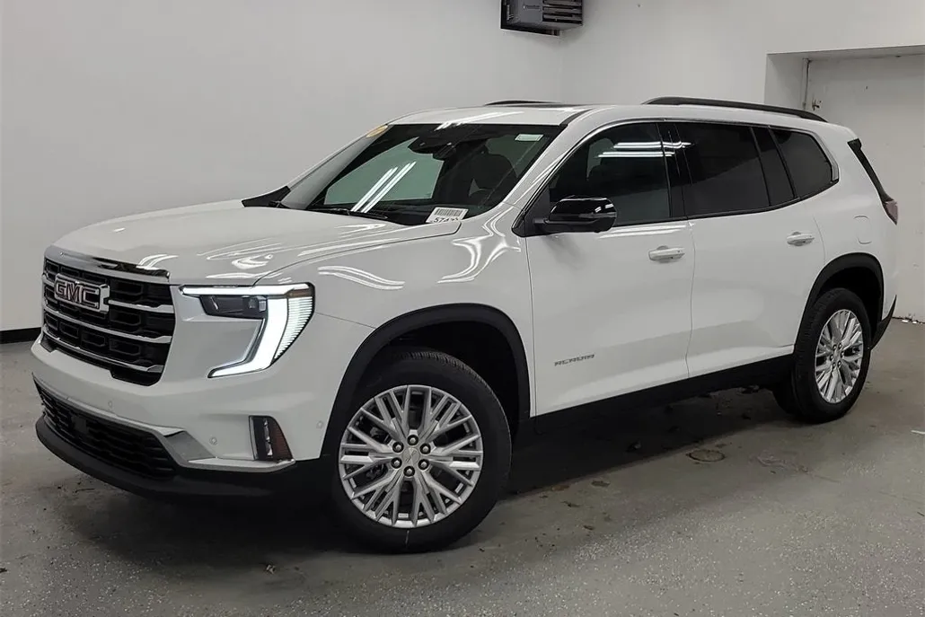 2025 Gmc Acadia Elevation photo 1