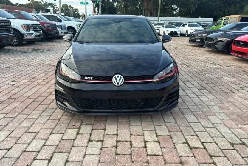 2018 Volkswagen Golf GTI Autobahn photo 1