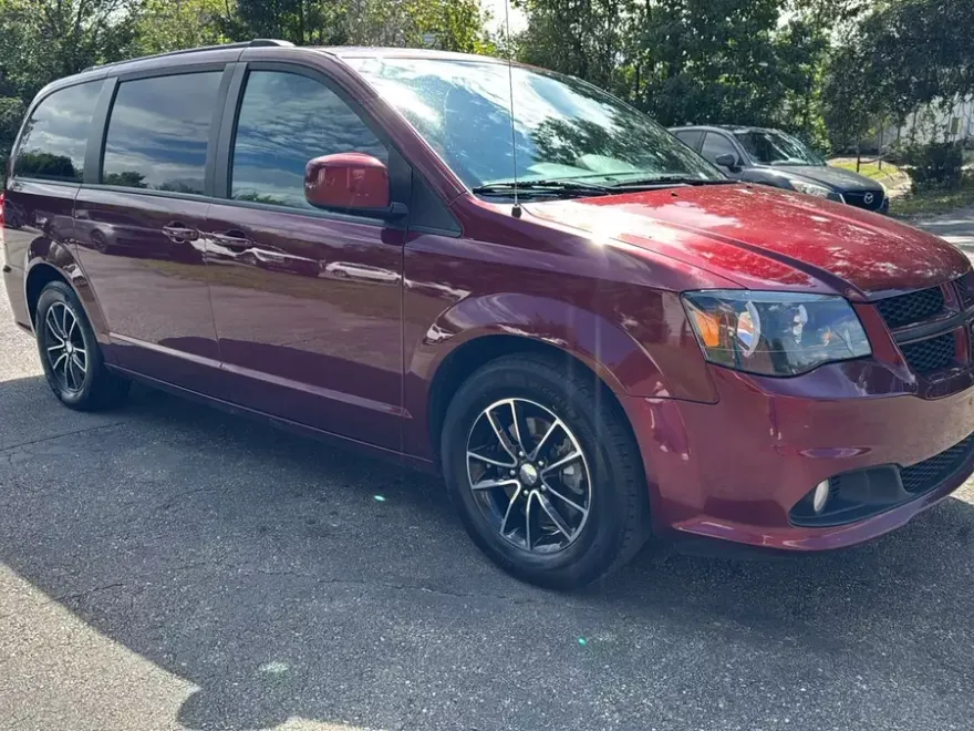 2018 Dodge Grand Caravan GT photo 1