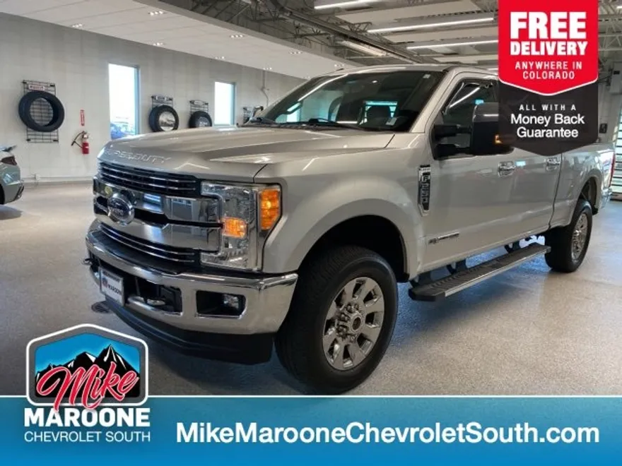 2017 Ford F-250 Lariat photo 1