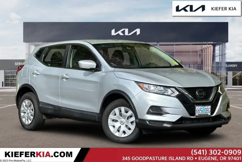 2020 Nissan Rogue Sport S photo 1