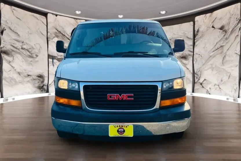 2015 Gmc Savana 2500 Cargo photo 1