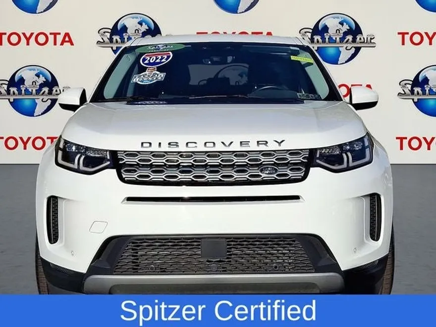 2022 Land Rover Discovery Sport SE photo 1