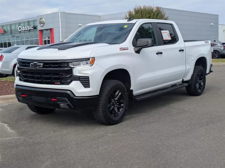 2023 Chevrolet Silverado 1500 LT Trail Boss photo 1