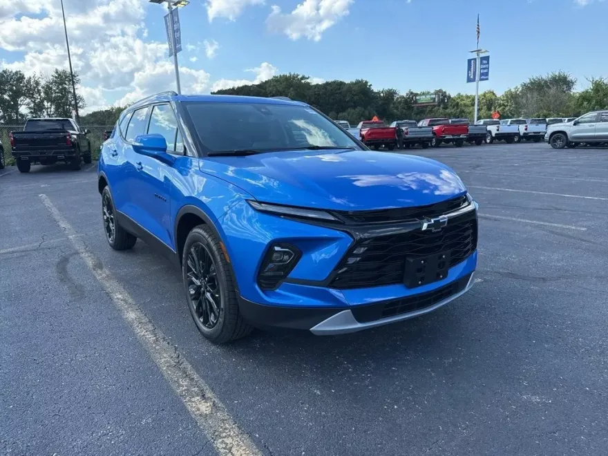 2025 Chevrolet Blazer 3LT photo 1