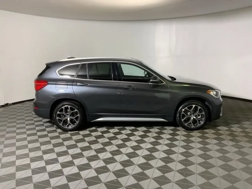 2022 Bmw X1 sDrive28i photo 1
