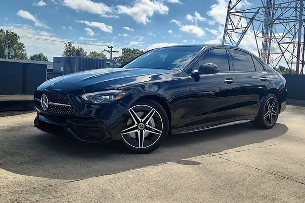 2024 Mercedes Benz C 300 photo 1