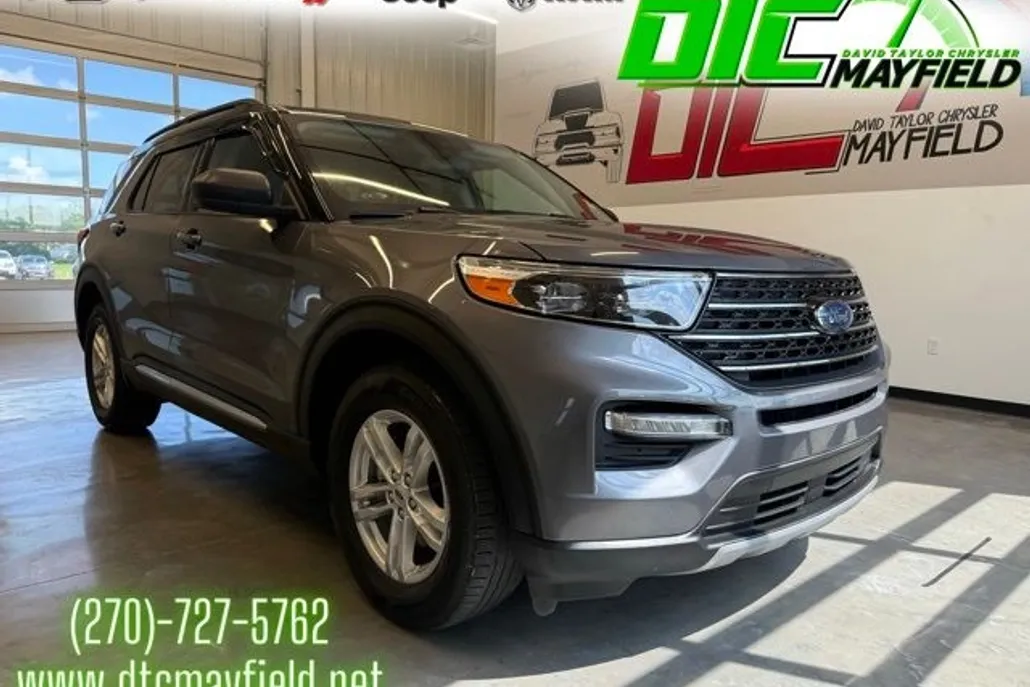 2021 Ford Explorer XLT photo 1