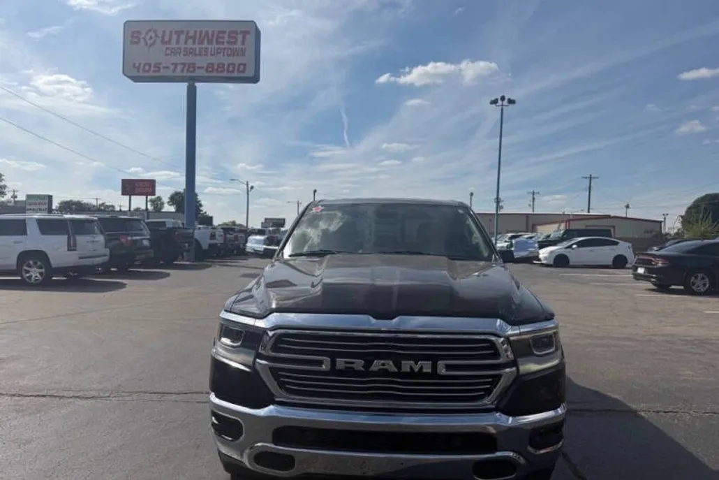2020 Ram 1500 Laramie photo 1