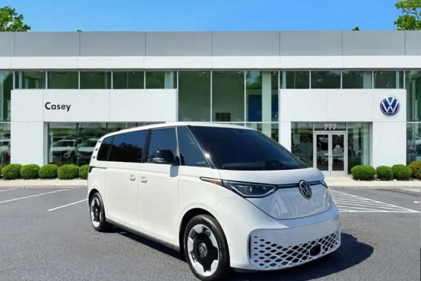 2025 Volkswagen ID. Buzz Pro S photo 1