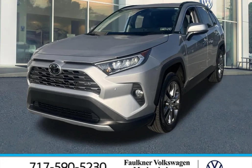 2020 Toyota RAV4 Limited photo 1