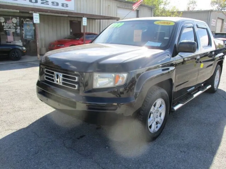 2006 Honda Ridgeline RT photo 1