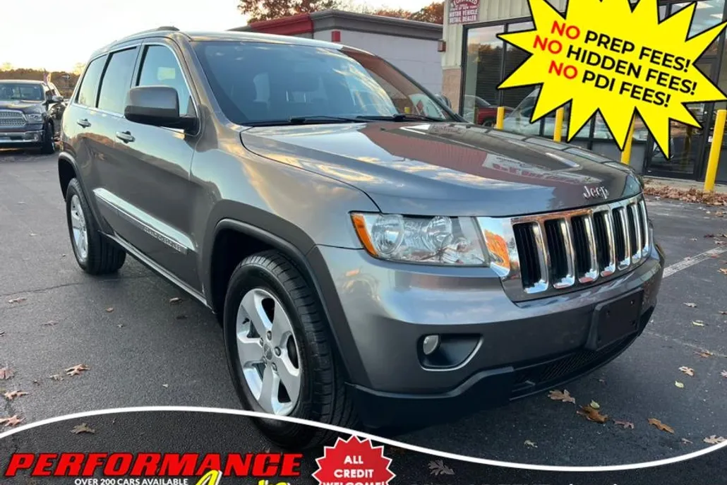 2013 Jeep Grand Cherokee Laredo E photo 1