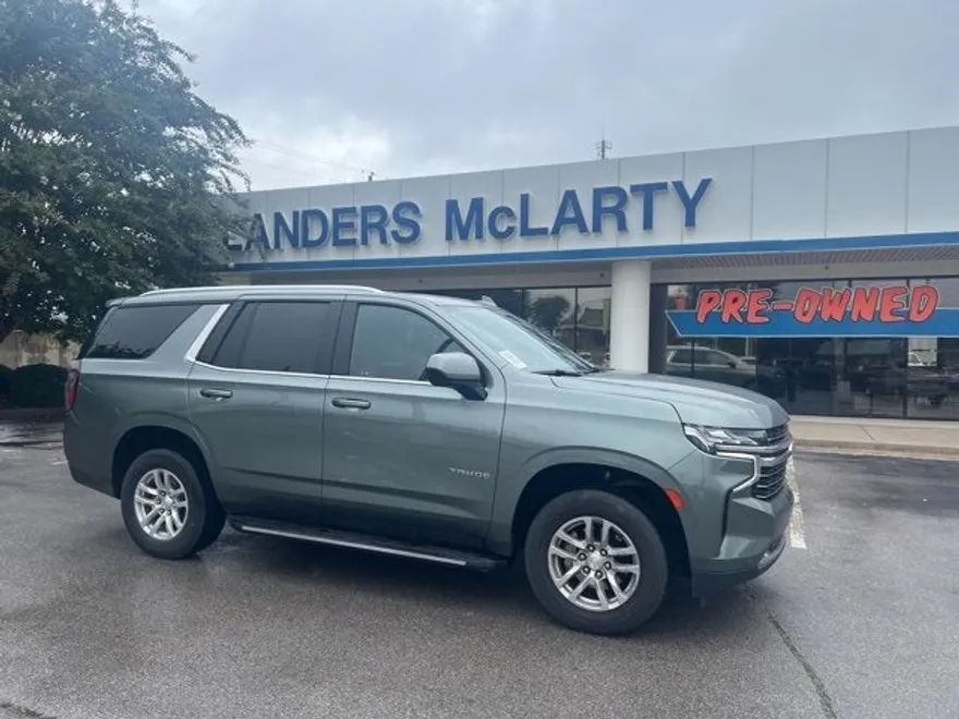 2023 Chevrolet Tahoe LT photo 1
