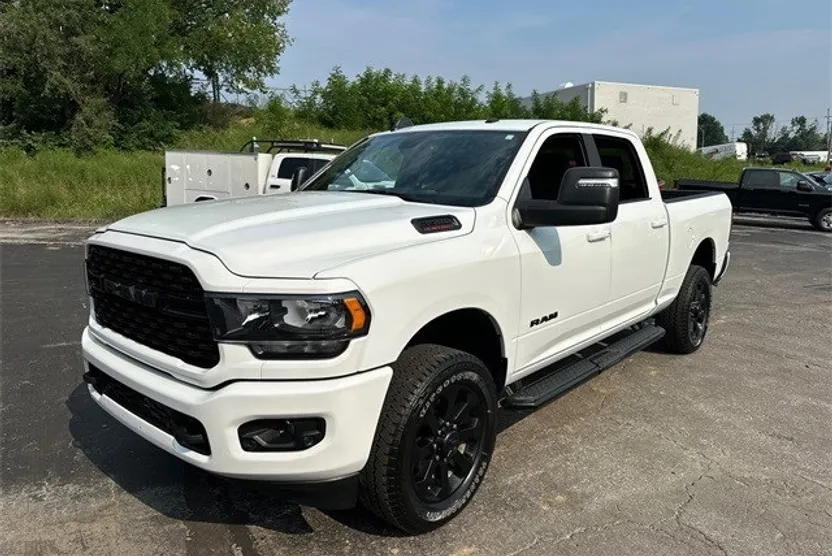 2024 Ram 2500 Big Horn photo 1