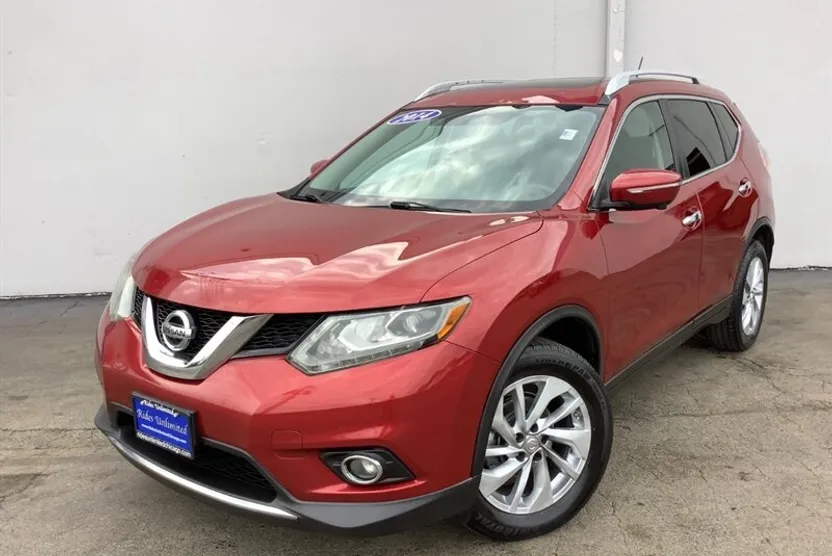 2014 Nissan Rogue SV photo 1