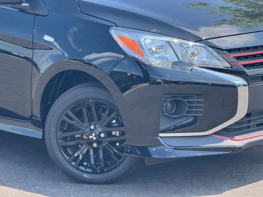 2024 Mitsubishi Mirage G4 photo 1