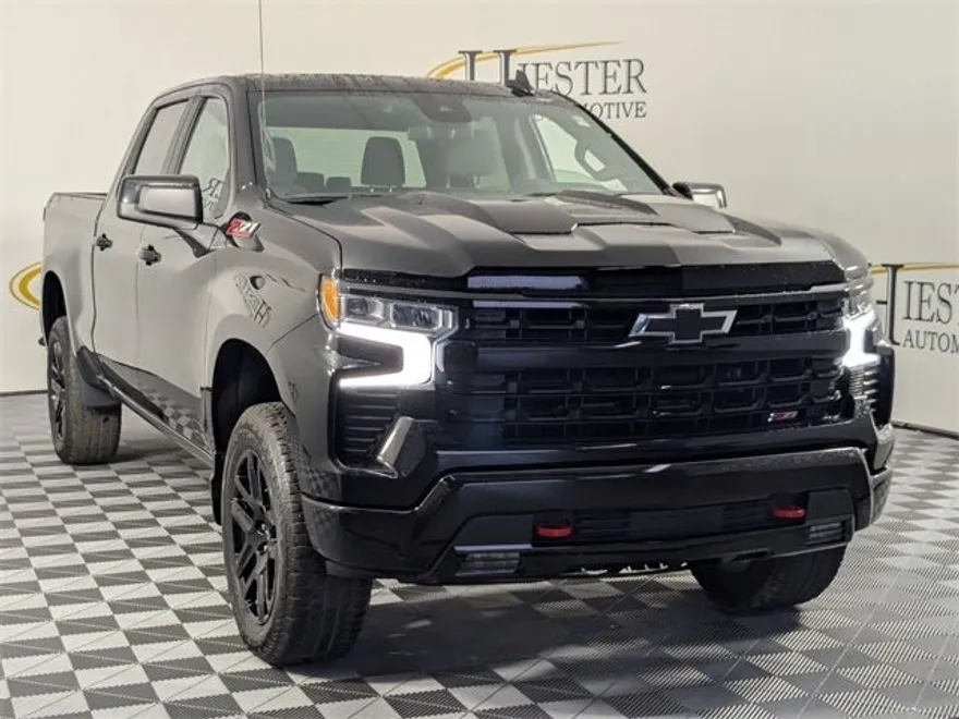 2022 Chevrolet Silverado 1500 LT Trail Boss photo 1