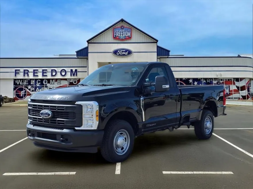 2025 Ford F-250 photo 1