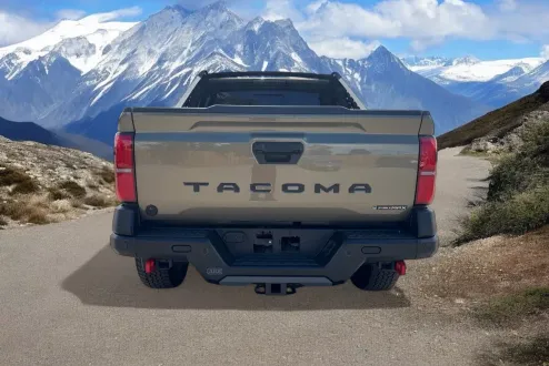 2024 Toyota Tacoma photo 2