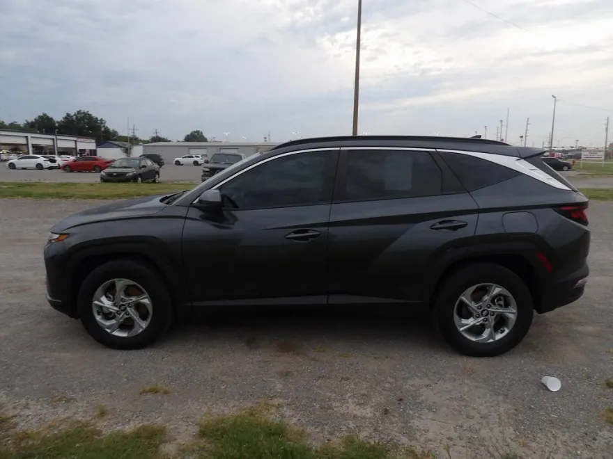 2024 Hyundai Tucson SEL photo 1