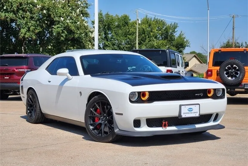 2016 Dodge Challenger SRT8 Hellcat photo 1