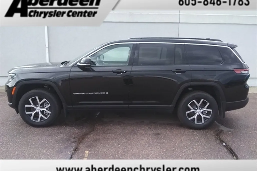 2025 Jeep Grand Cherokee L photo 1