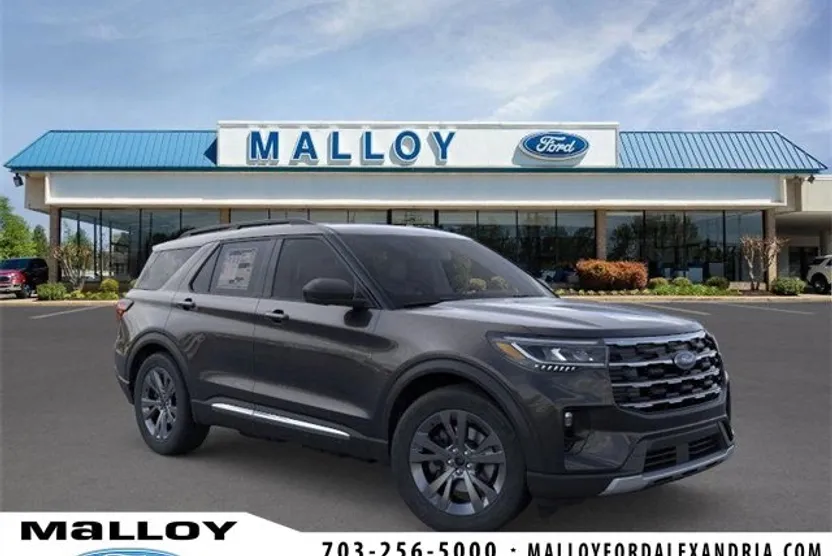 2025 Ford Explorer photo 1