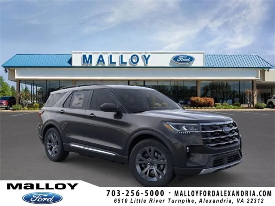 2025 Ford Explorer photo 1