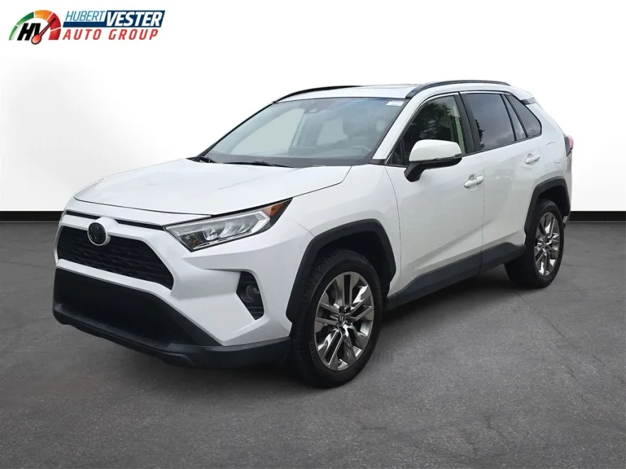 2019 Toyota RAV4 XLE Premium photo 1