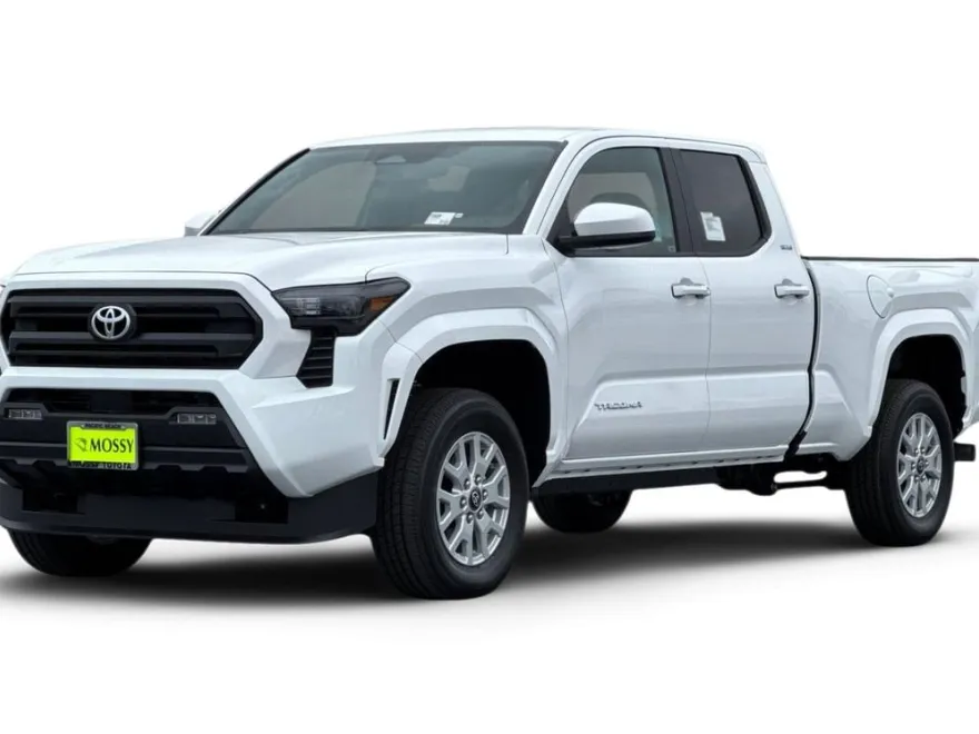 2025 Toyota Tacoma SR5 Double Cab photo 1