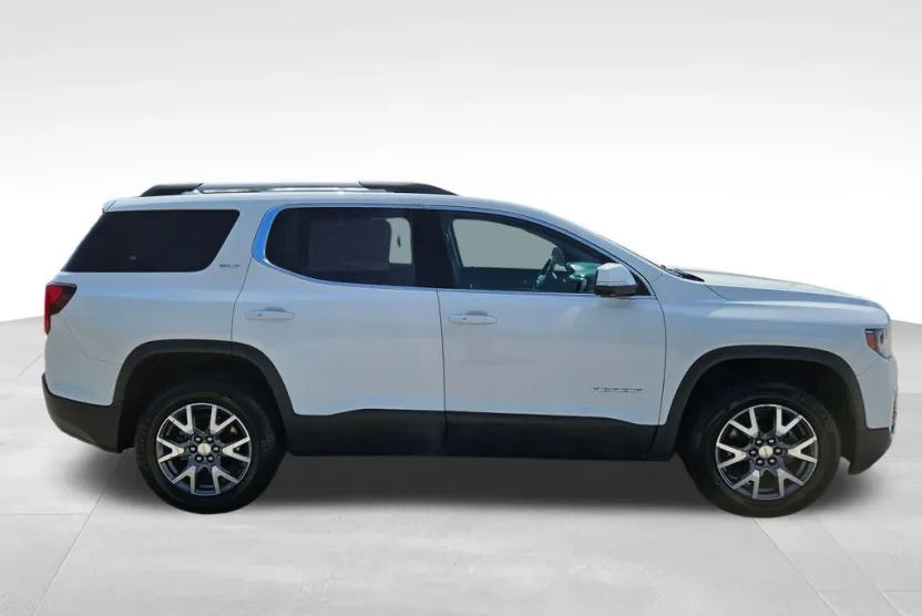 2023 Gmc Acadia SLT photo 1