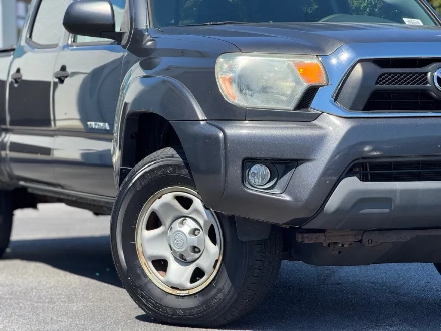 2013 Toyota Tacoma Base V6 photo 1