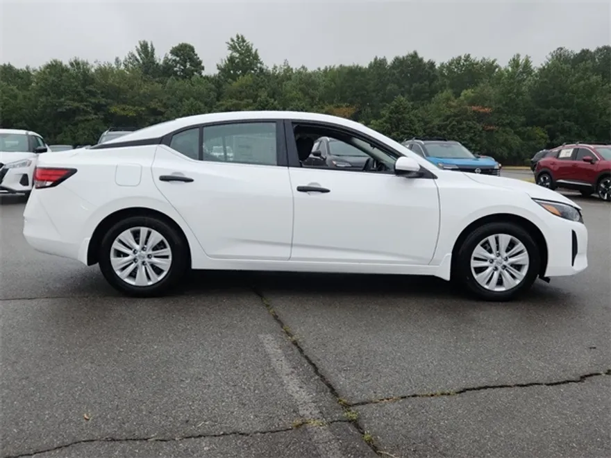 2025 Nissan Sentra S photo 1