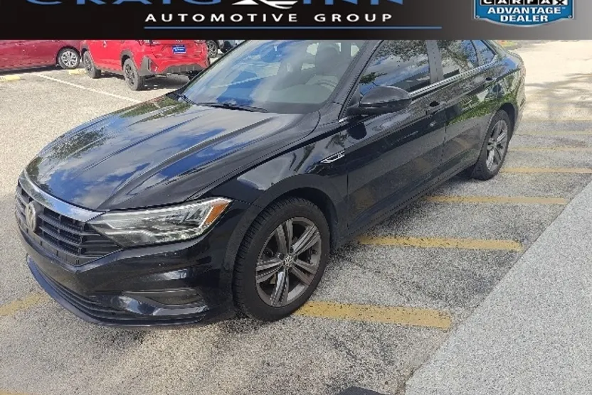 2019 Volkswagen Jetta SE R-Line photo 1