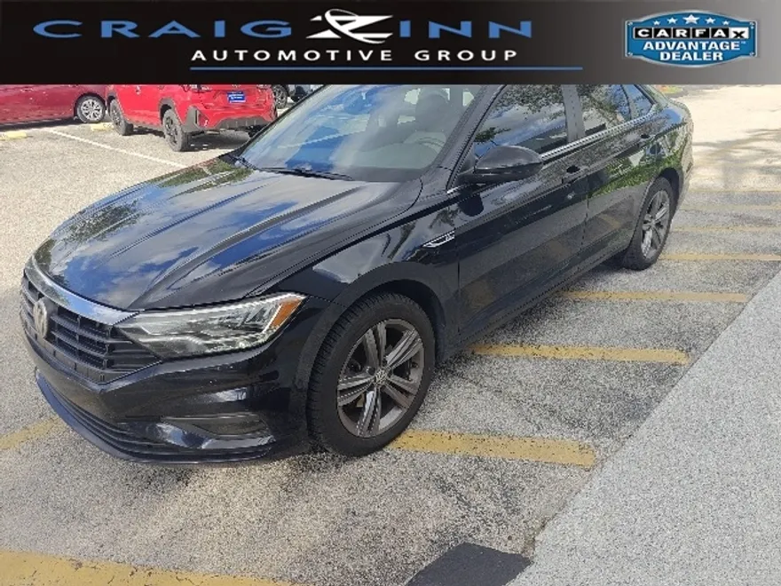 2019 Volkswagen Jetta SE R-Line photo 1
