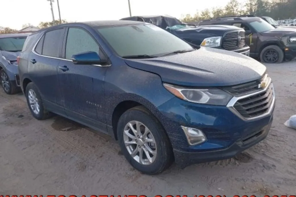 2021 Chevrolet Equinox LT photo 1