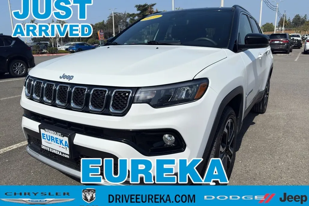 2023 Jeep Compass Limited photo 1