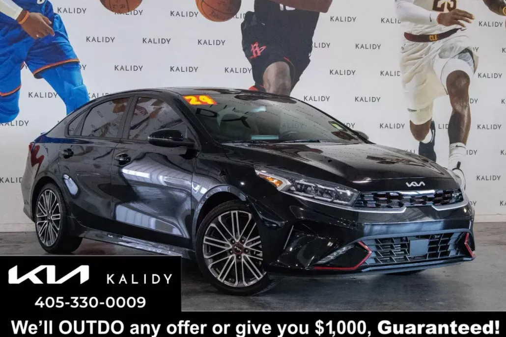 2022 Kia Forte GT photo 1