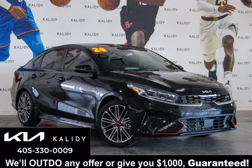 2022 Kia Forte GT photo 1