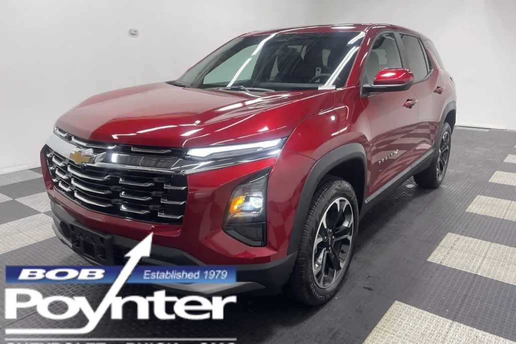 2025 Chevrolet Equinox LT photo 1